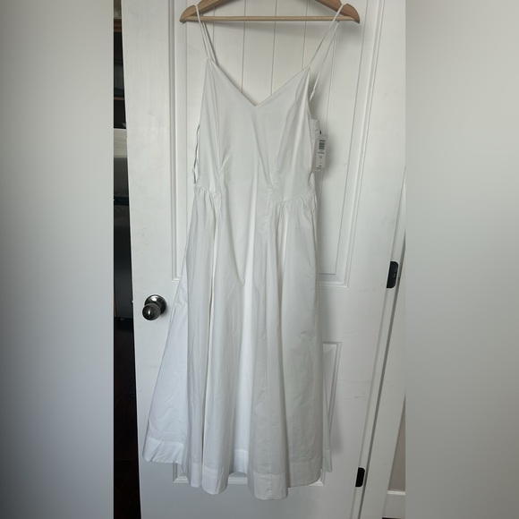Aritzia Technique Poplin Dress (Sold) - Picture 3 of 4